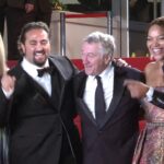ロバート・デ・ニーロが上機嫌! カンヌ映画祭『ハンズ・オブ・ストーン(原題)』レッドカーペット
